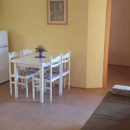 Apartament Gogi *