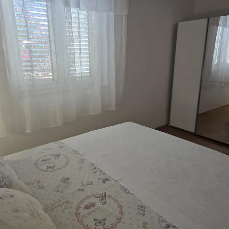Gogi Apartament